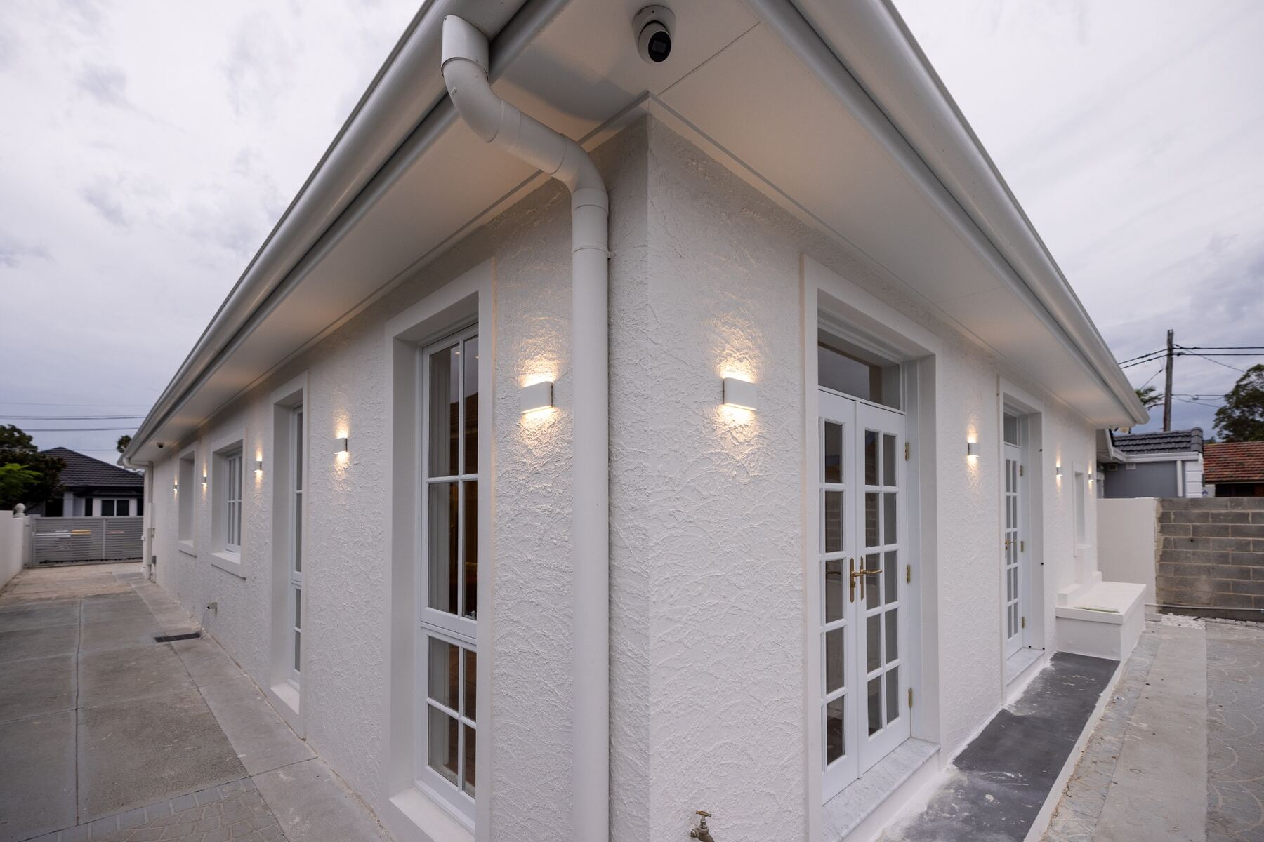 Mascot, Full Electrical Fit-Out 5