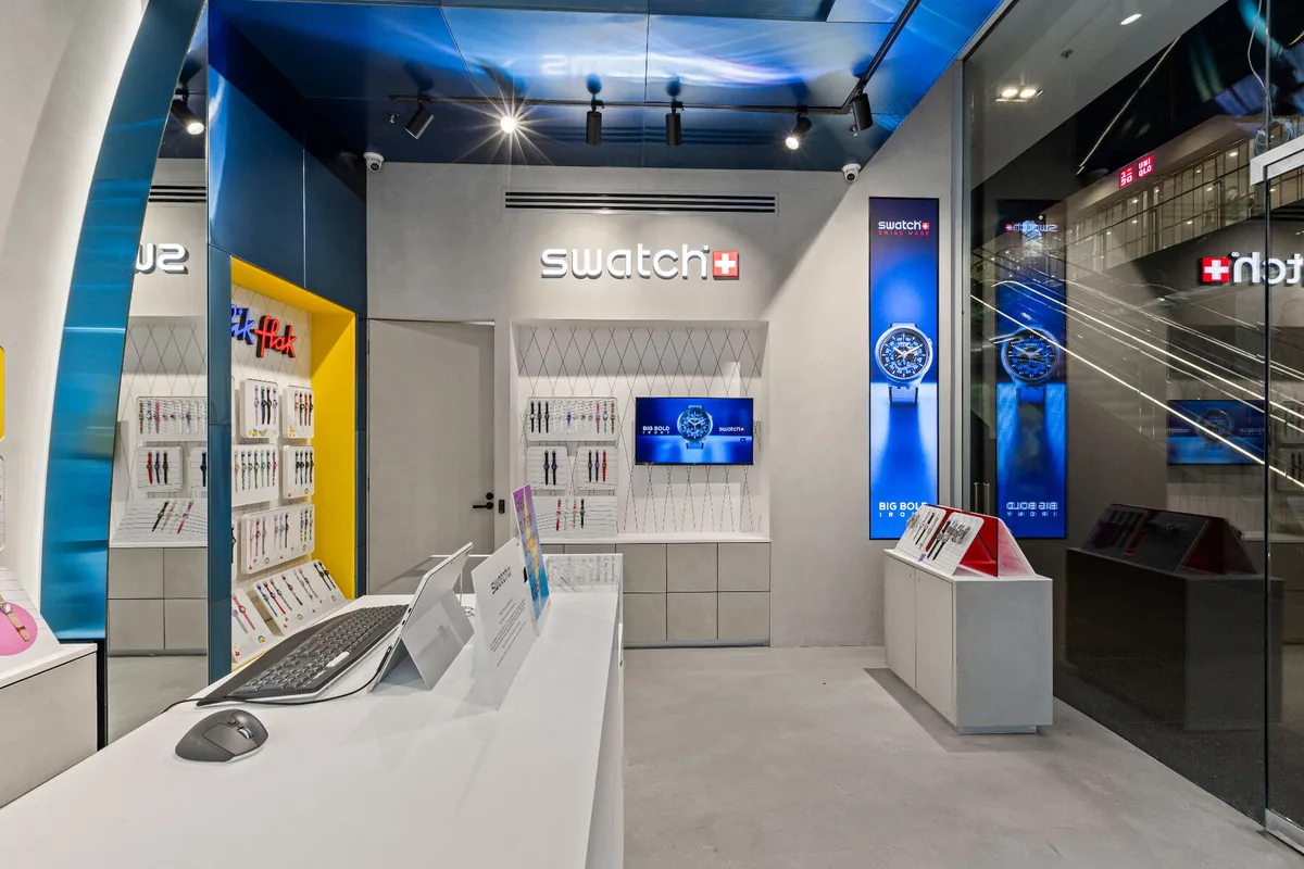 Electrical installation at the Swatch Pitt Street store in Sydney